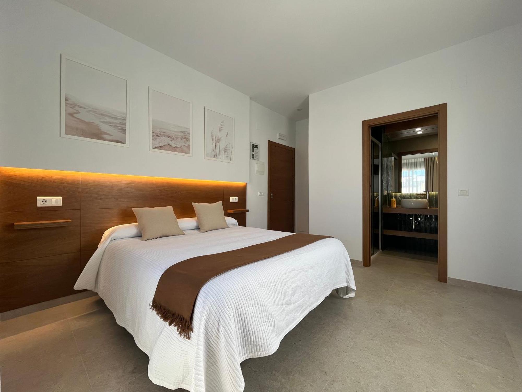 Hostal Parador De Los Llanos Torreorgaz Eksteriør bilde