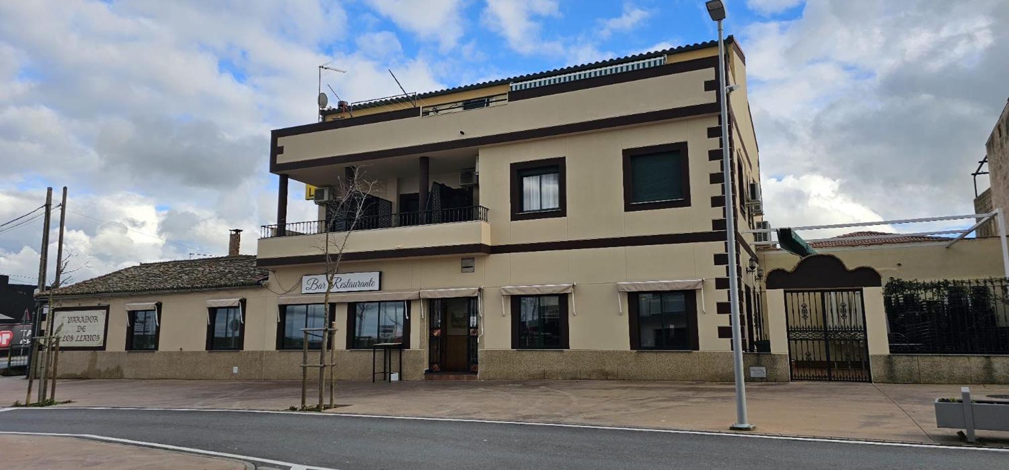 Hostal Parador De Los Llanos Torreorgaz Eksteriør bilde
